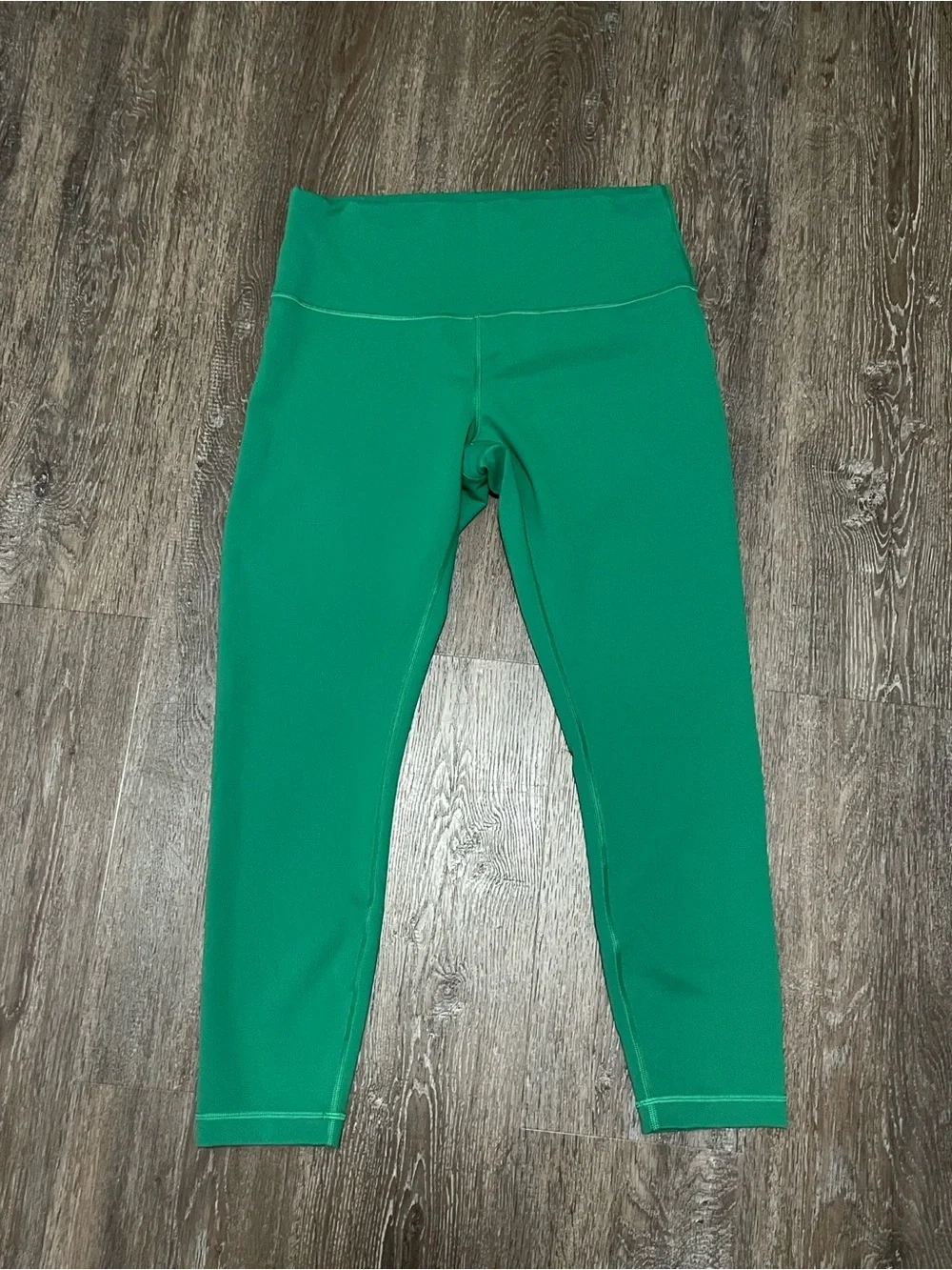 NWOT Lululemon Matching Wunder Train Set. Size 12